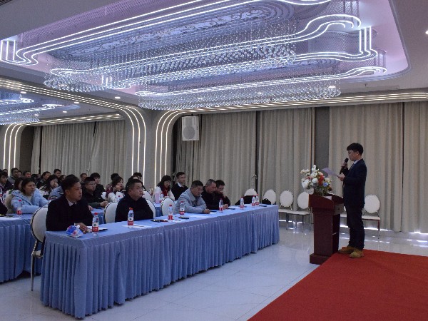 「歐能OUNENG」2023年會(huì)盛典圓滿結(jié)束，攜手十年，共創(chuàng)未來！