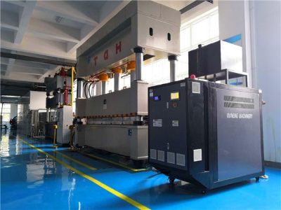 碳纖維復合材料成型工藝，記得收藏「歐能機械」
